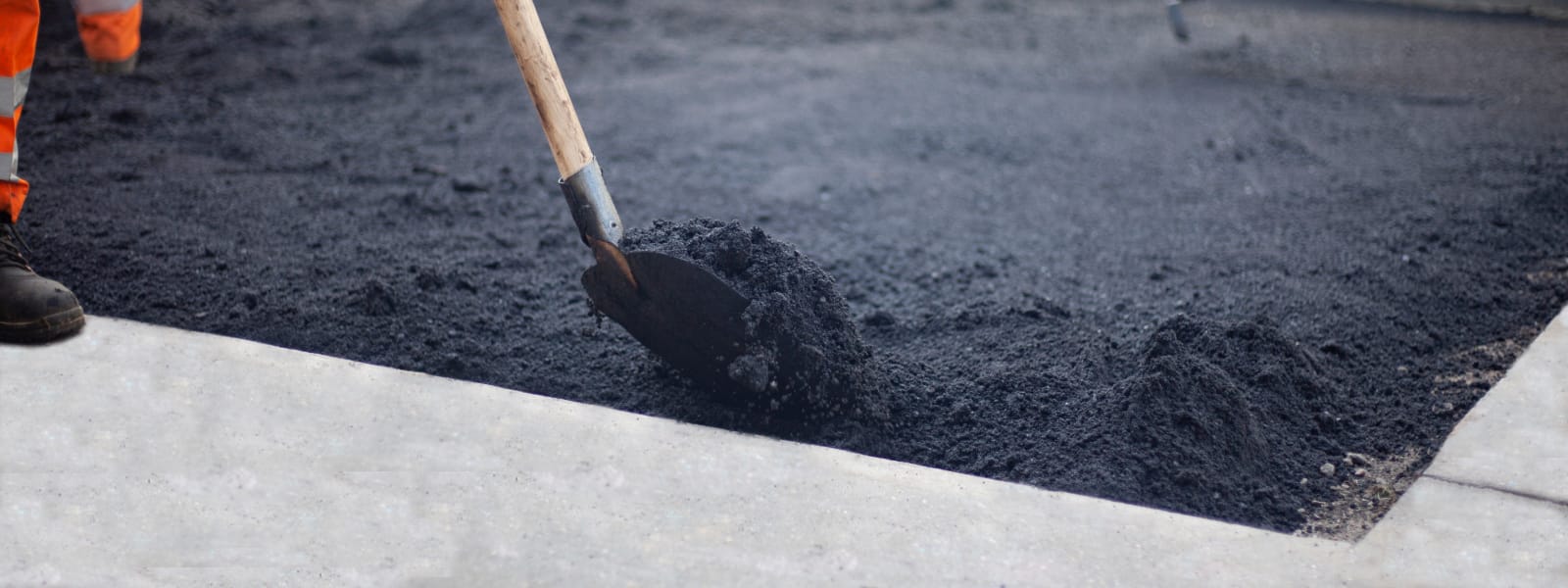 Residential Sealcoating St Charles IL 1 Residential Sealcoating St Charles IL